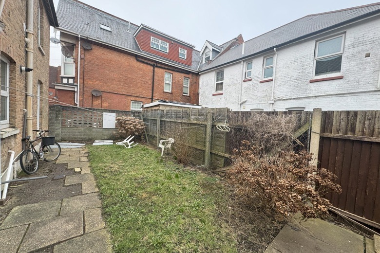 6 Bedroom House in St. Marys Road Bournemouth