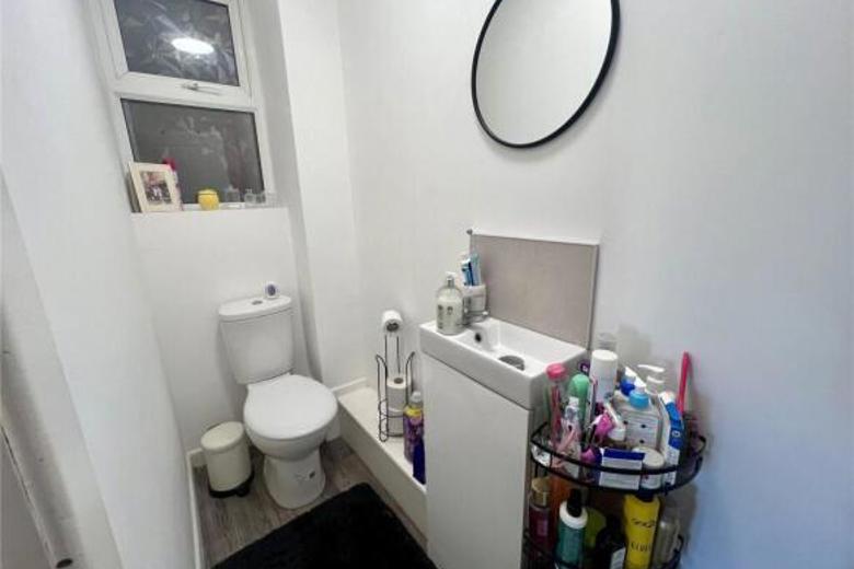 6 Bedroom House in  BOURNEMOUTH