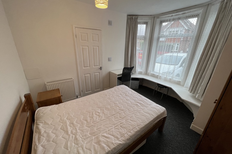 11 Bedroom House in Talbot Road BOURNEMOUTH