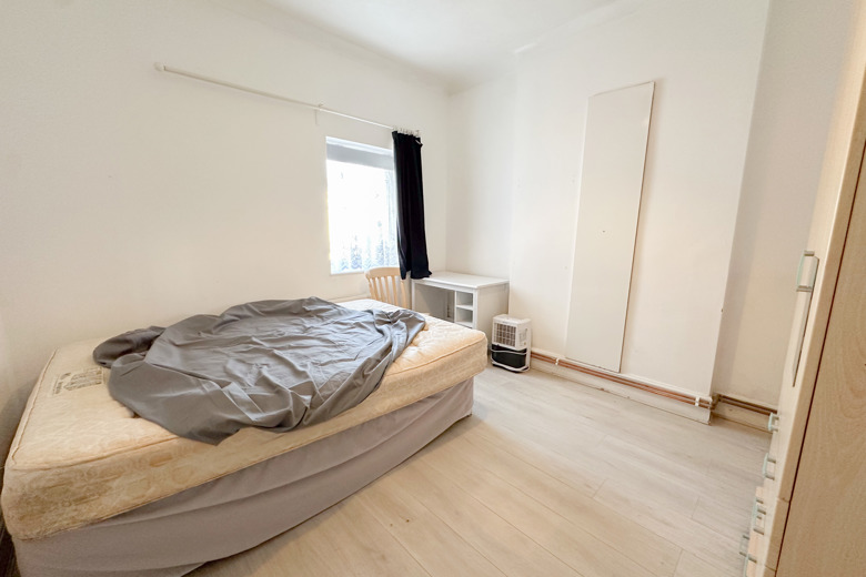 5 Bedroom House in Stewart Road Bournemouth