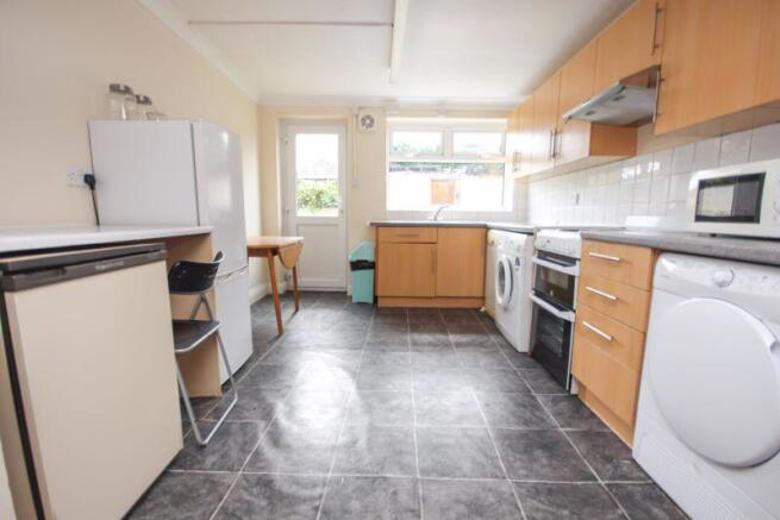 5 Bedroom Flat in  BOURNEMOUTH