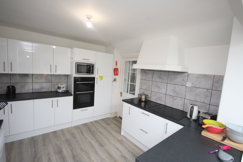 10 Bedroom House in Talbot Road BOURNEMOUTH