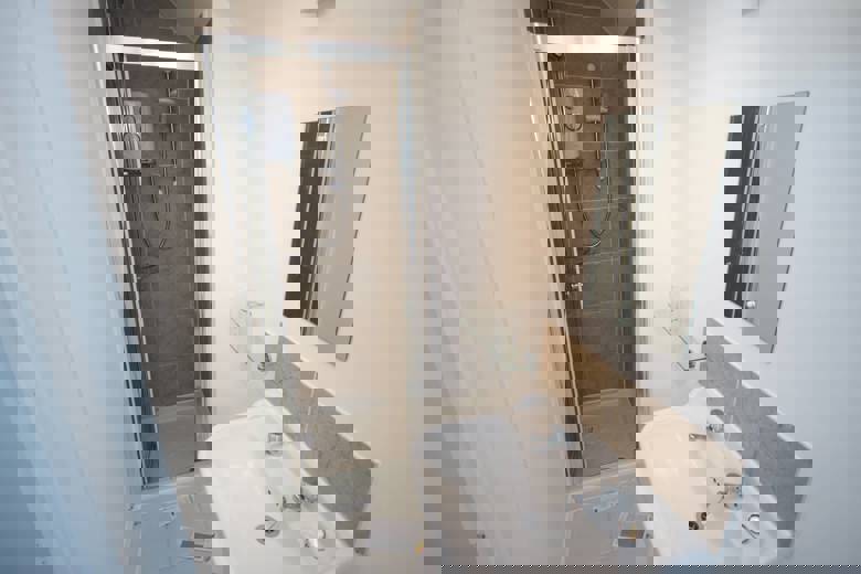 4 Bedroom Flat in Burnaby Road BOURNEMOUTH