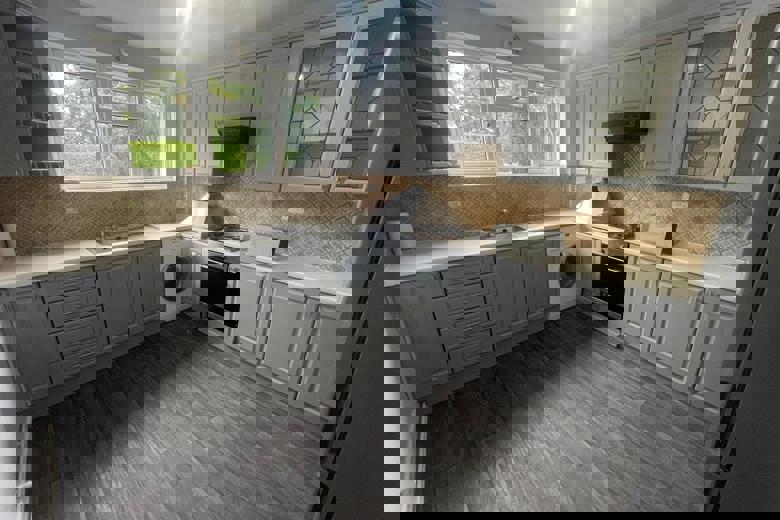 2 Bedroom Flat in Nairn Road Bournemouth