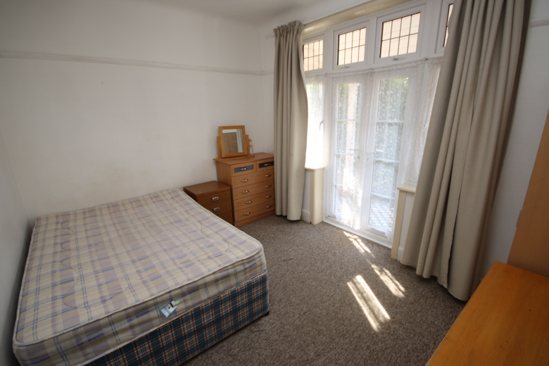 7 Bedroom House in Fernside Road BOURNEMOUTH