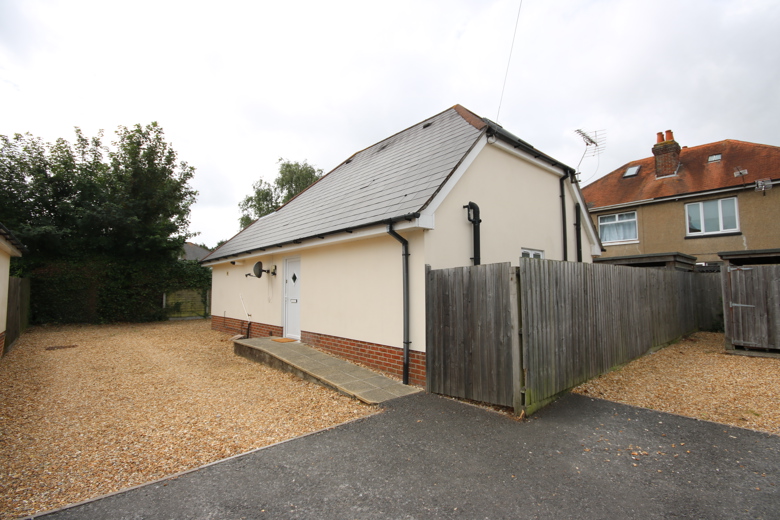 5 Bedroom House in Wycliffe Gardens BOURNEMOUTH