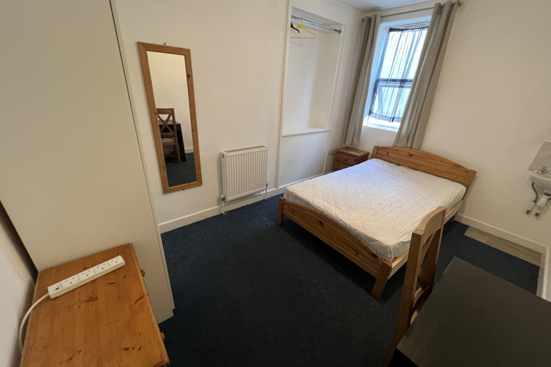 11 Bedroom House in Talbot Road BOURNEMOUTH