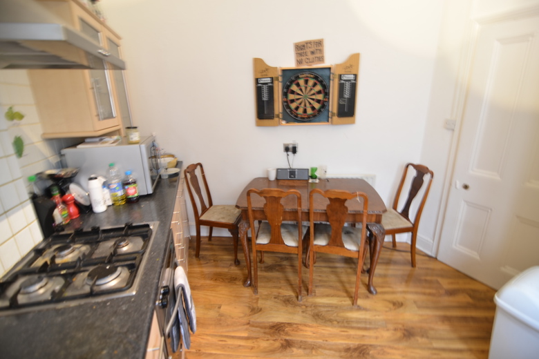 3 Bedroom Flat in West Hill Road BOURNEMOUTH