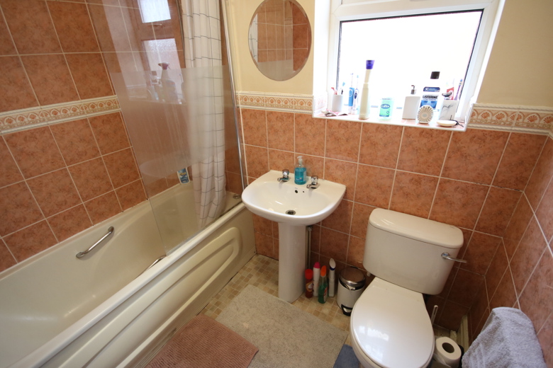 4 Bedroom House in Columbia Road BOURNEMOUTH