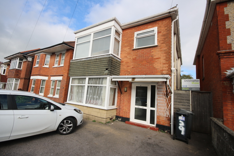 7 Bedroom House in Bengal Road Bournemouth