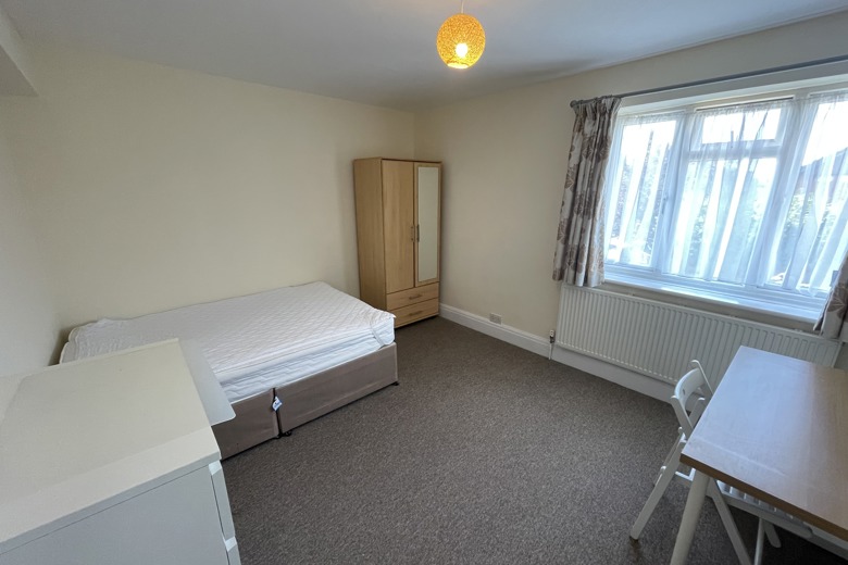 7 Bedroom House in Ripon Road BOURNEMOUTH